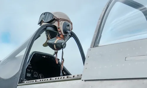 パイロットが空を駆け巡る飛行機映画